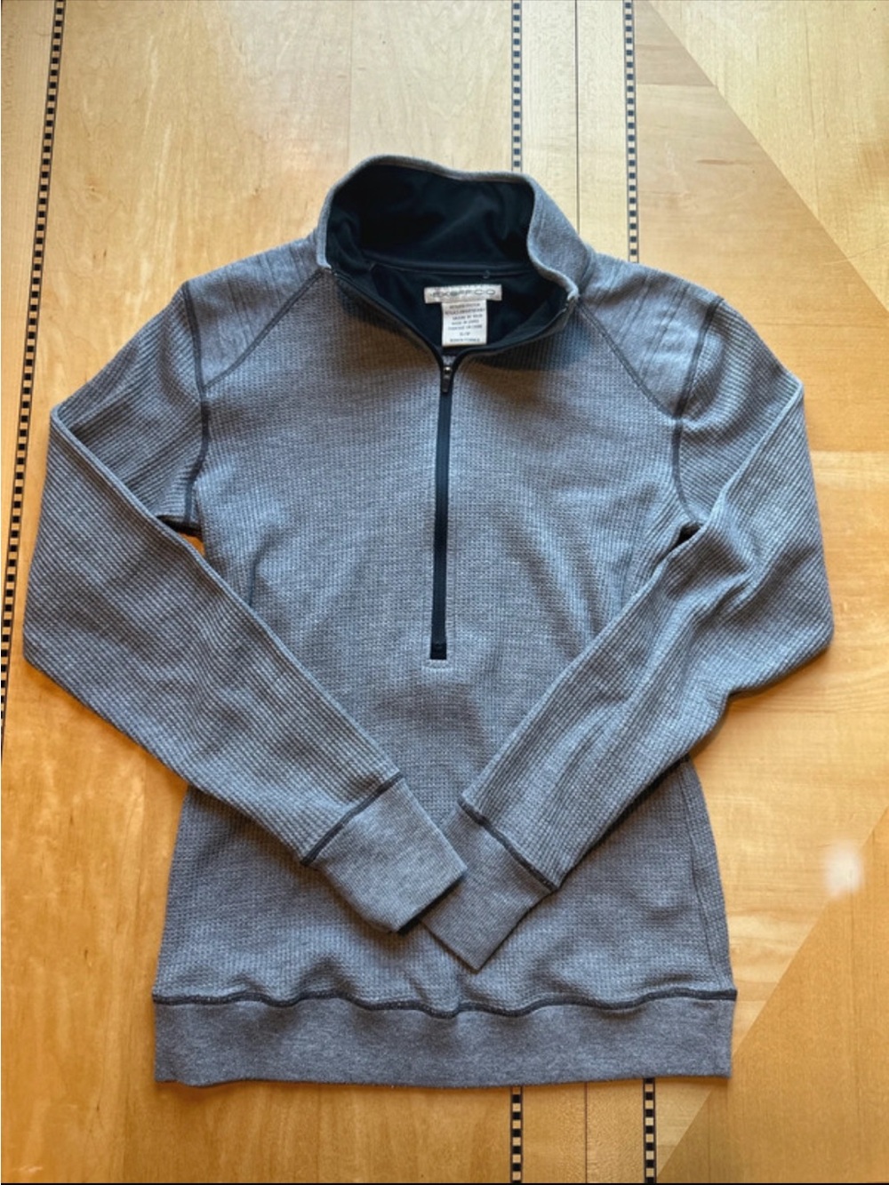 Exofficio Women's Gray Waffle Zip Pullover with Black Trim
